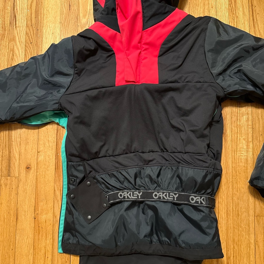 Oakley Snowboard /Ski Insulated Jacket - Picture 6 of 6